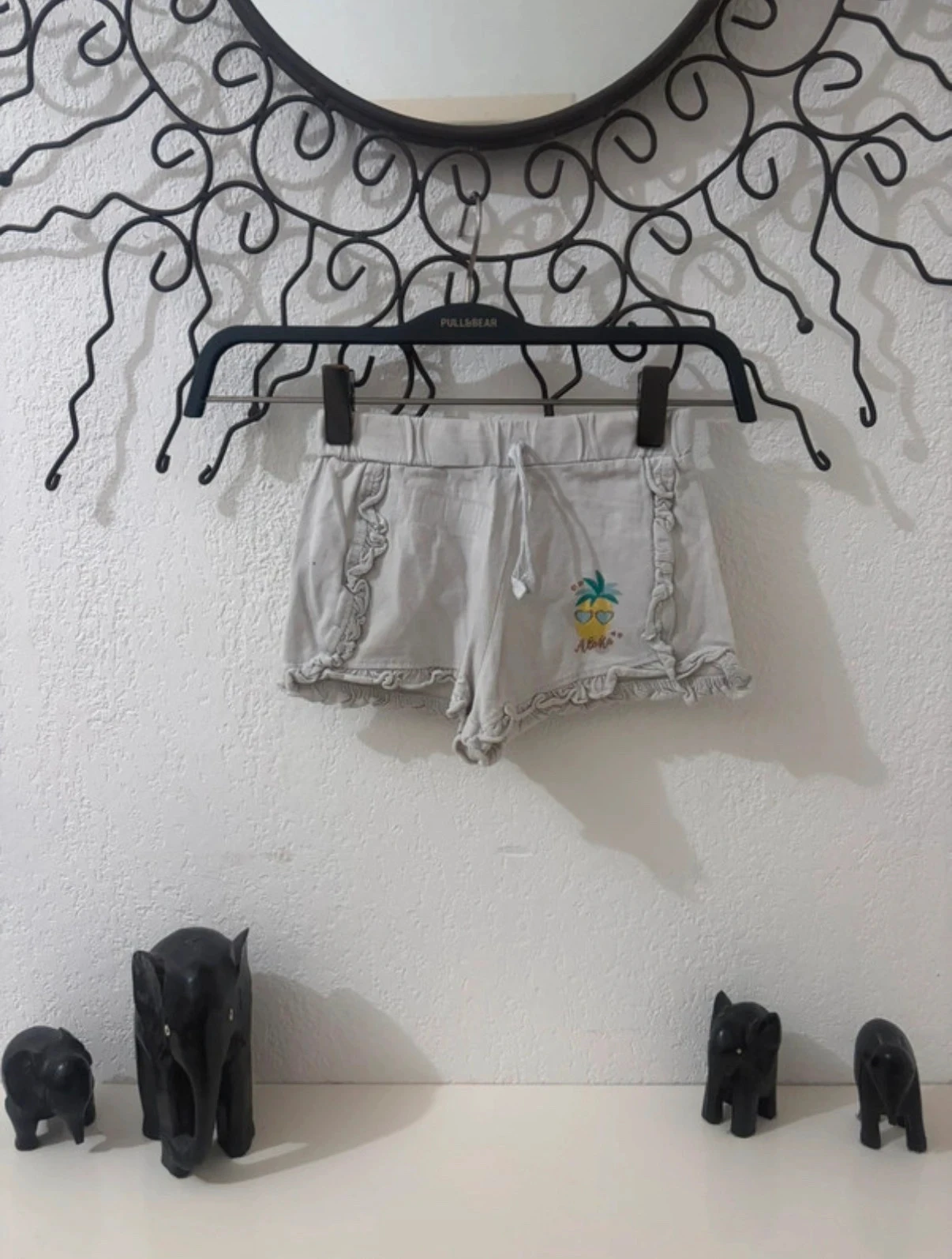 🔵 Short branco "aloha" abacaxi e babados - primark – photo 2